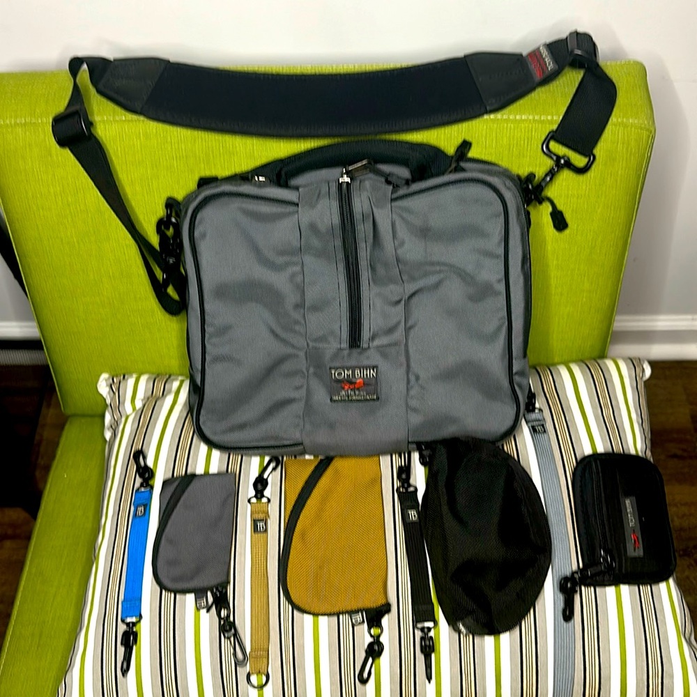 Like new Tom Bhin Co-PILOT Personal item shoulder bag with organization upgrades